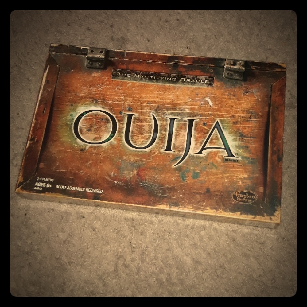 HASBRO GAMES OUIJA BOARD BRAND NEW ☠